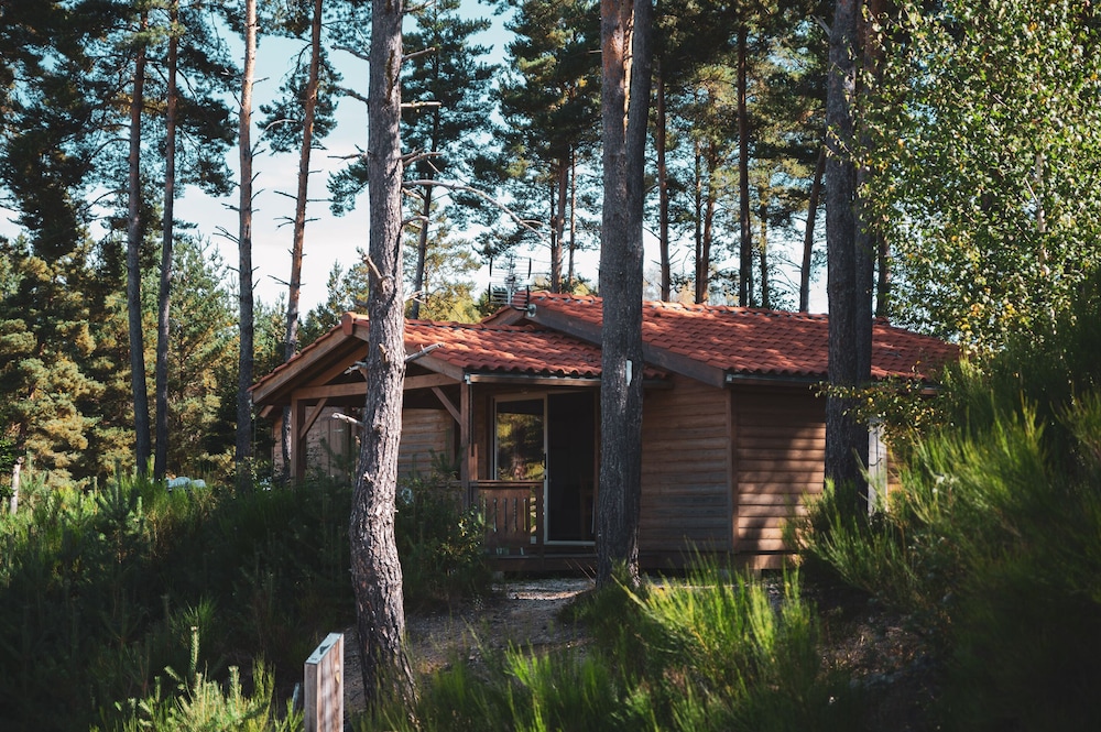 Chalet, Ensuite, Lake View (Charlay GC: 4 personnes)