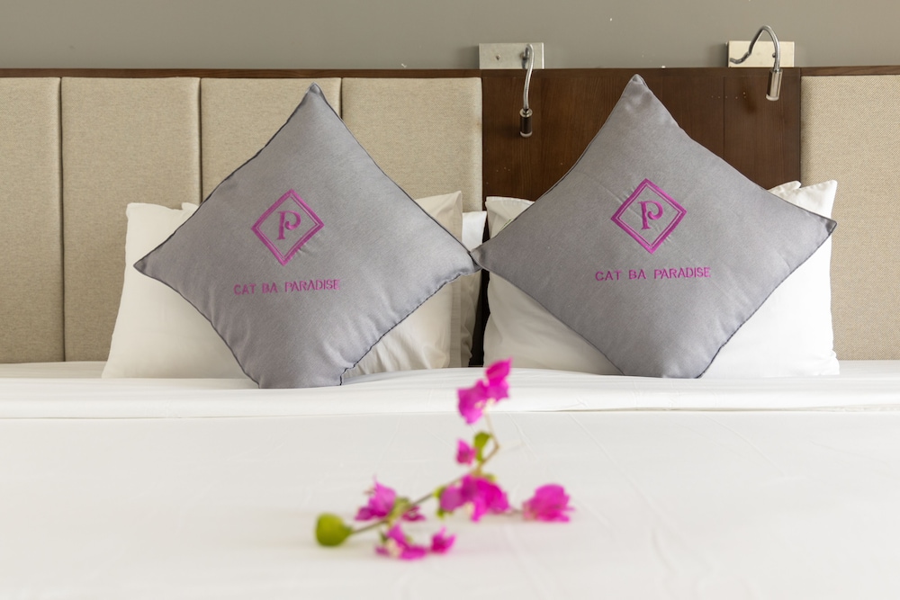 Deluxe King Room with Sea View photo 2