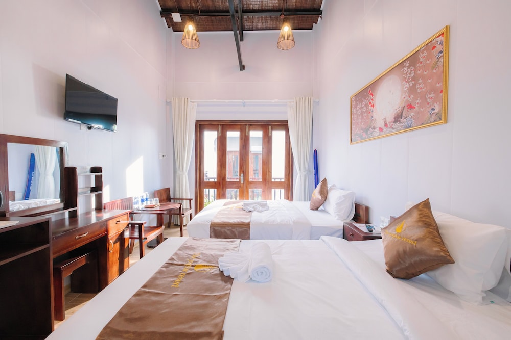 Luxury Triple Room photo 3