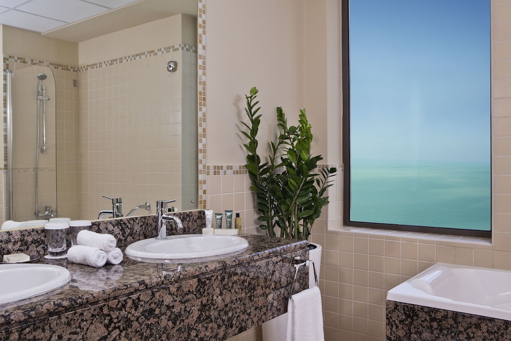 King Junior Suite With Sea View - Balcony - Photo 10