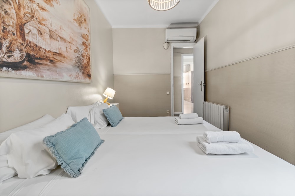 Premium Penthouse, 4 bedrooms, private terrace with views of Sagrada Familia photo 2