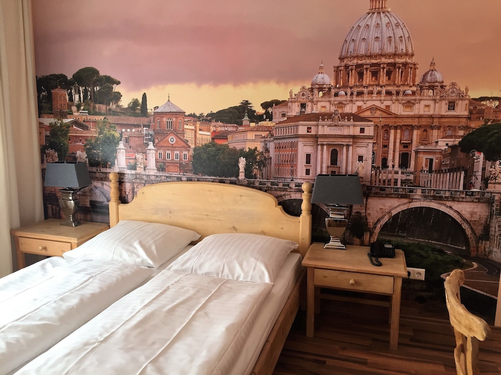 Classic Single Room