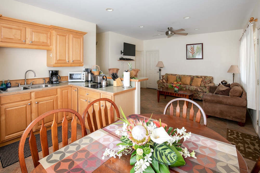 Hibiscus Suite photo 3