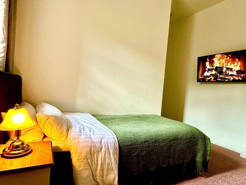 Basic Single Room photo 2