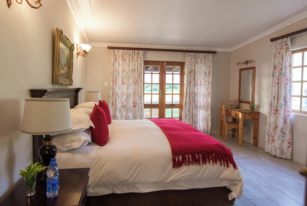 Family Room, 2 Bedrooms, Annex Building photo 1