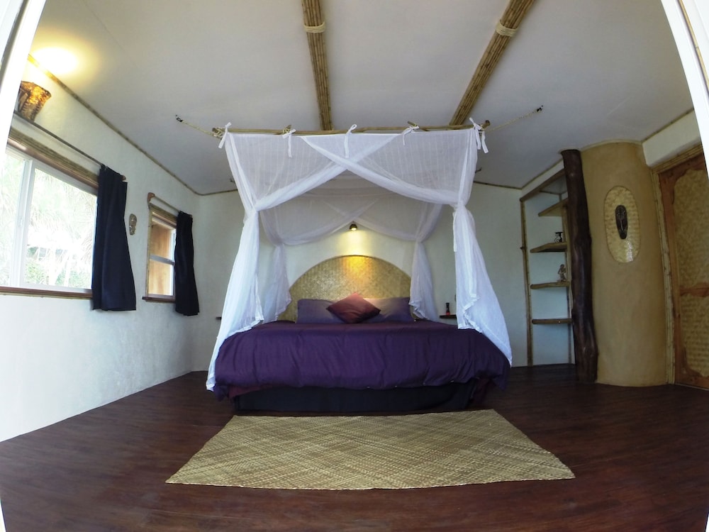 Bungalow, Sea Facing