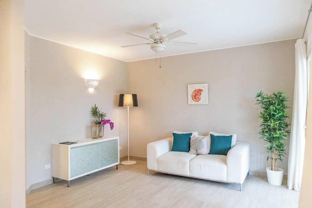 Deluxe Apartment, 1 King Bed