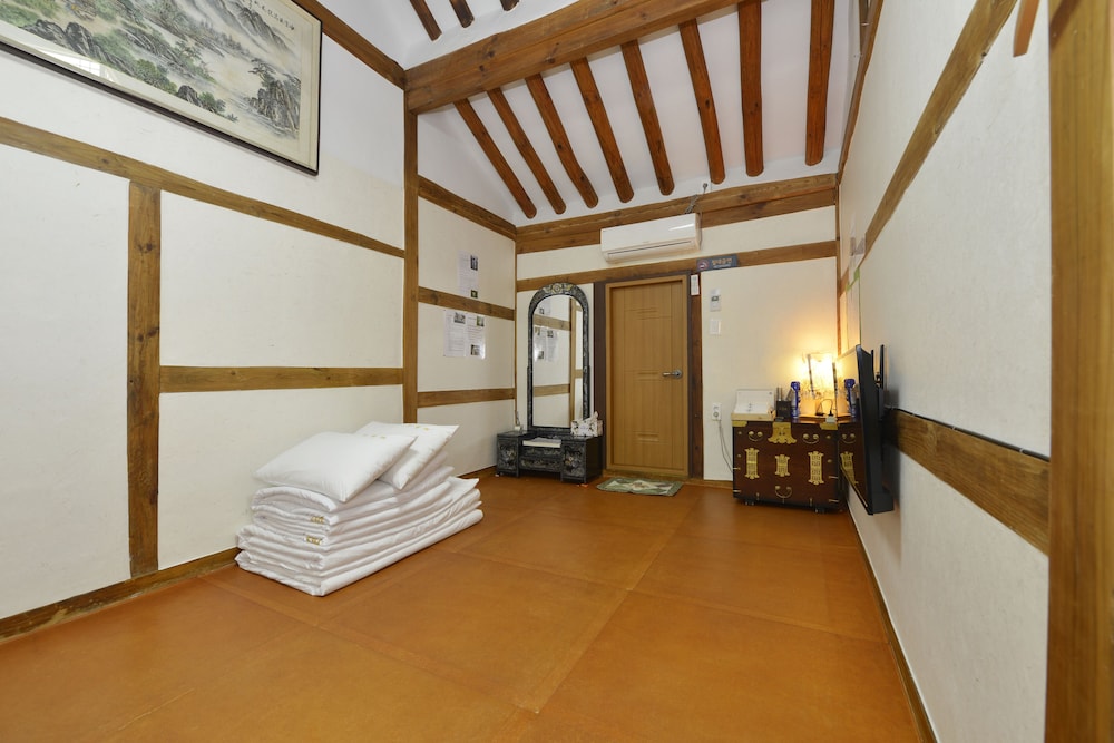 Traditional Twin Room (Ondol, 22sqm) - Photo 2