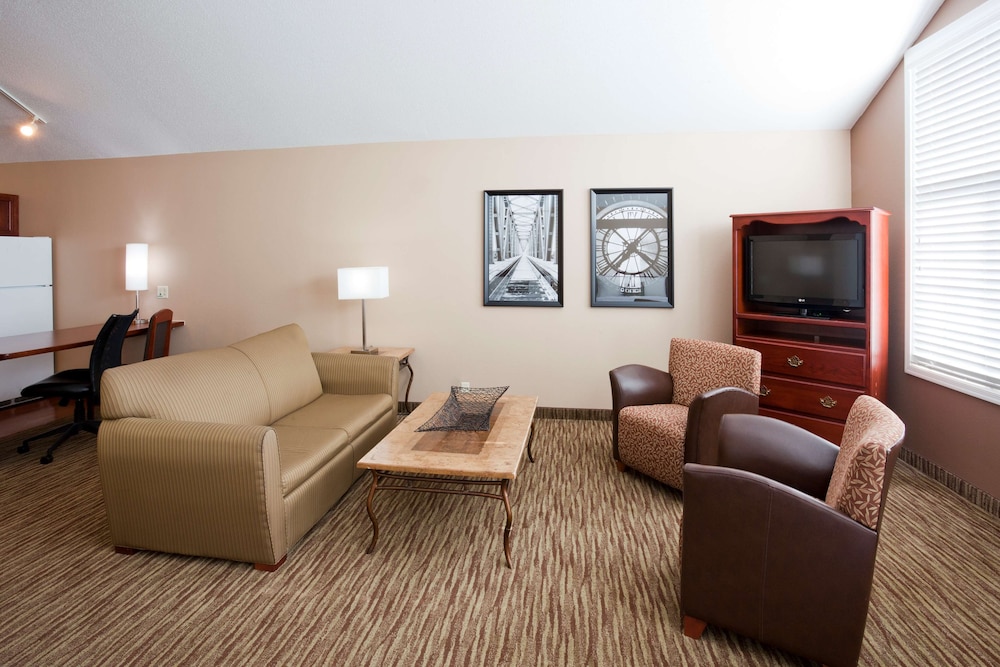 Studio Suite, 2 Queen Beds, Non Smoking - Photo 2