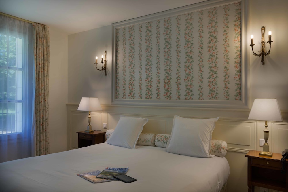 Room (Privilege Twin Room or King Size) - Photo 4