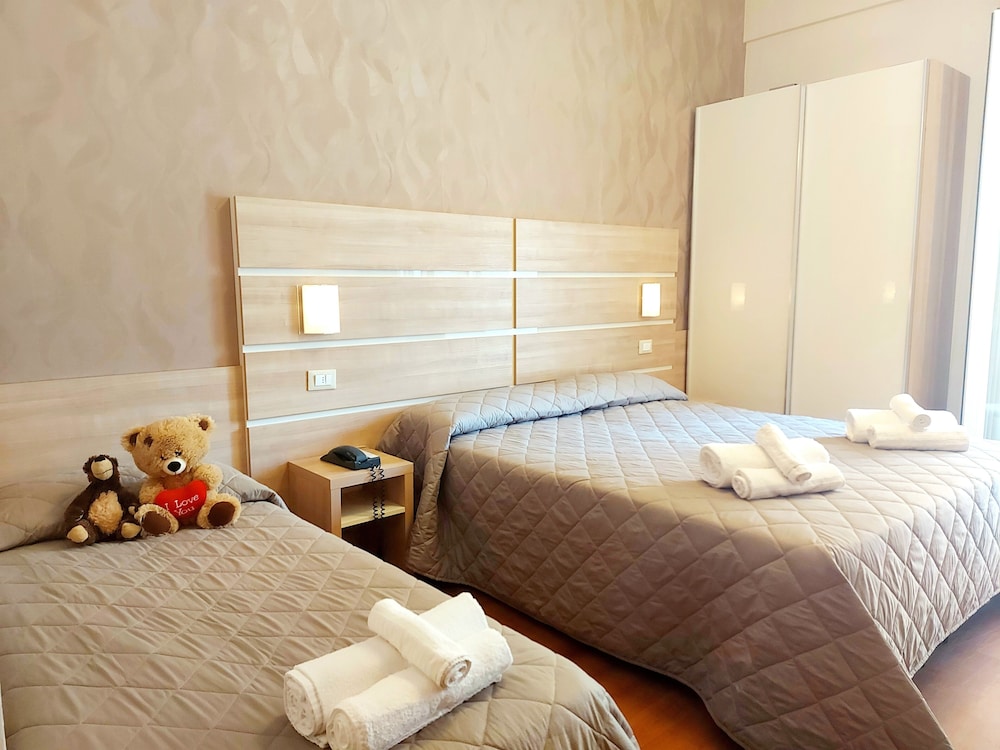 Triple Room - Photo 4