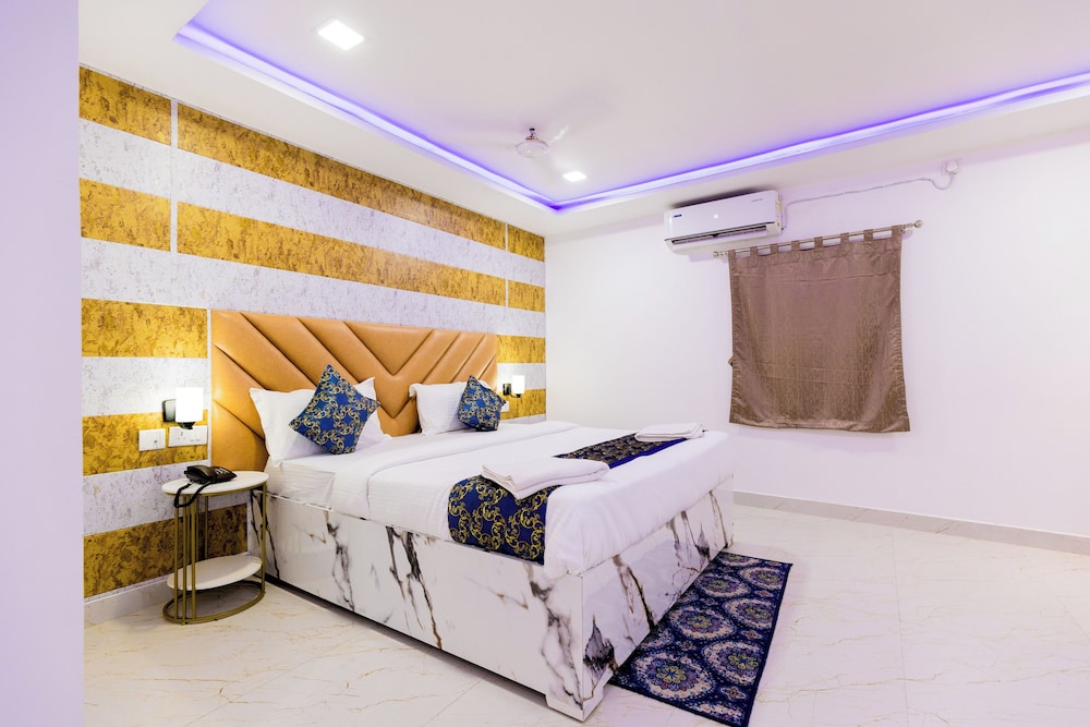Suite - Photo 2