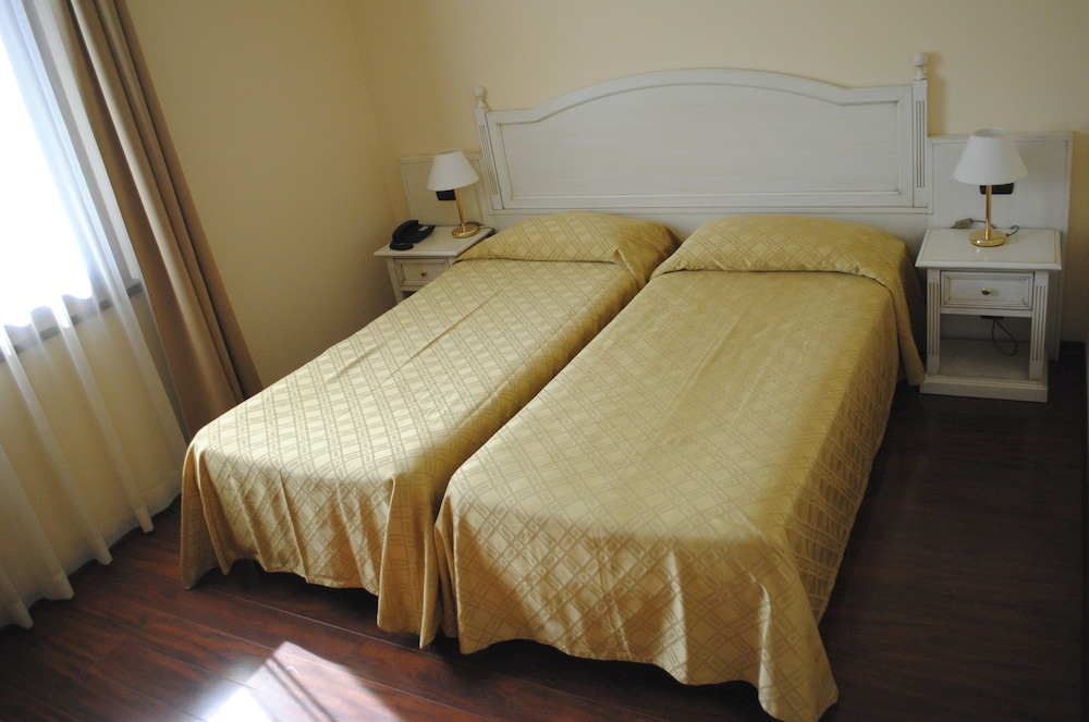 Standard Double Room - Photo 2