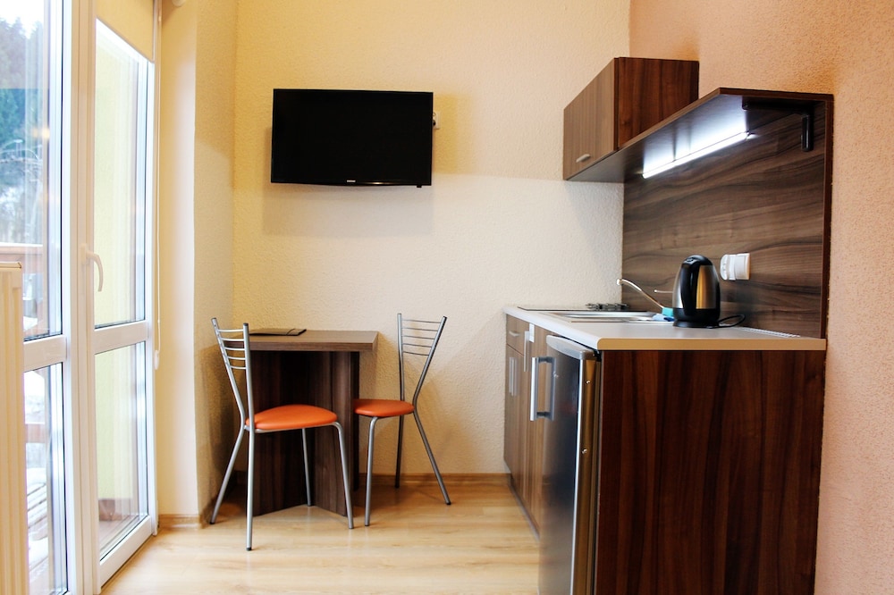 Apartment photo 2