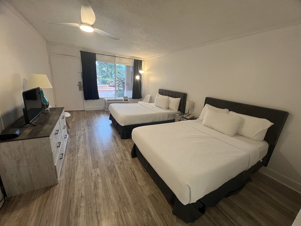 Premium Room, 2 Double Beds photo 1
