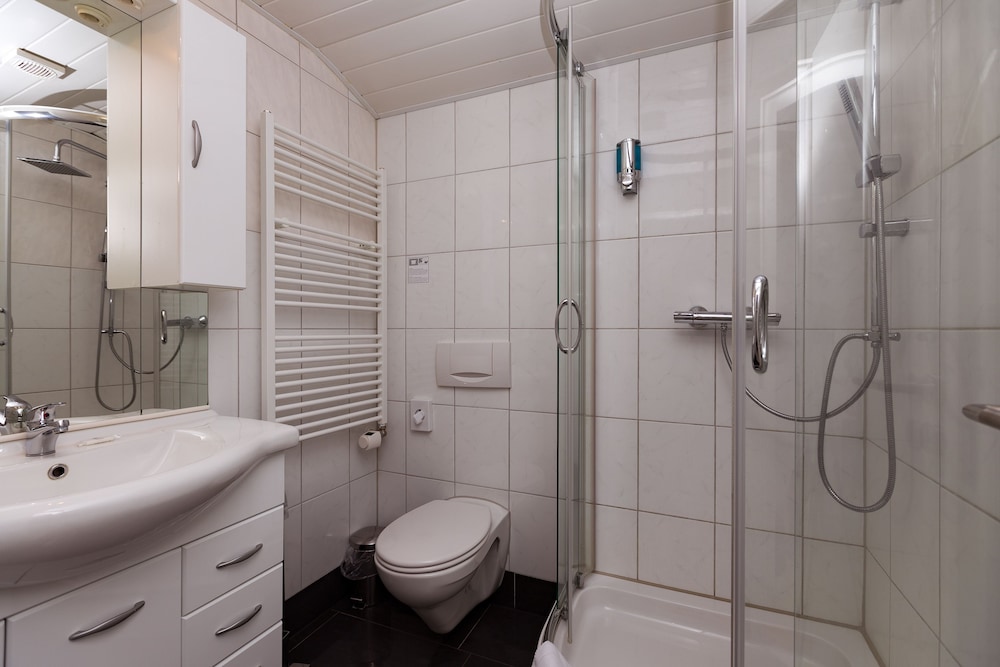Triple Room - Photo 4