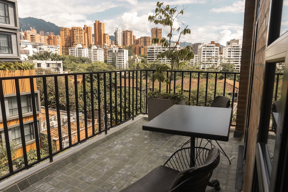 Executive Room, Balcony - Photo 5