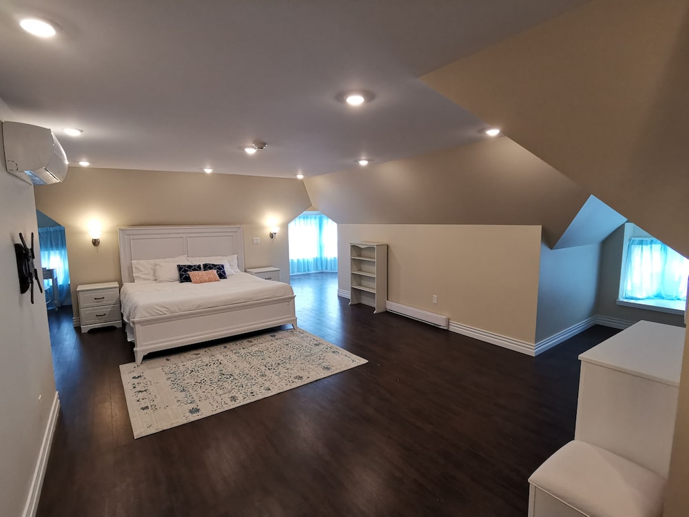 Honeymoon Room, Multiple Beds, Jetted Tub photo 1