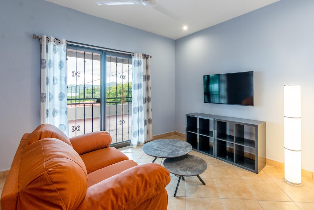 House, 1 Bedroom photo 1
