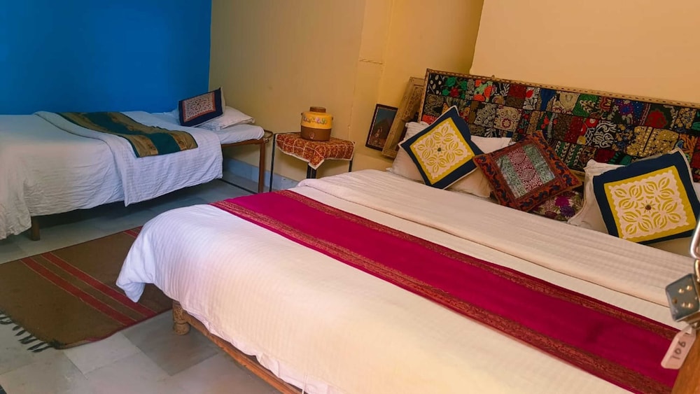 Double Room - Photo 2