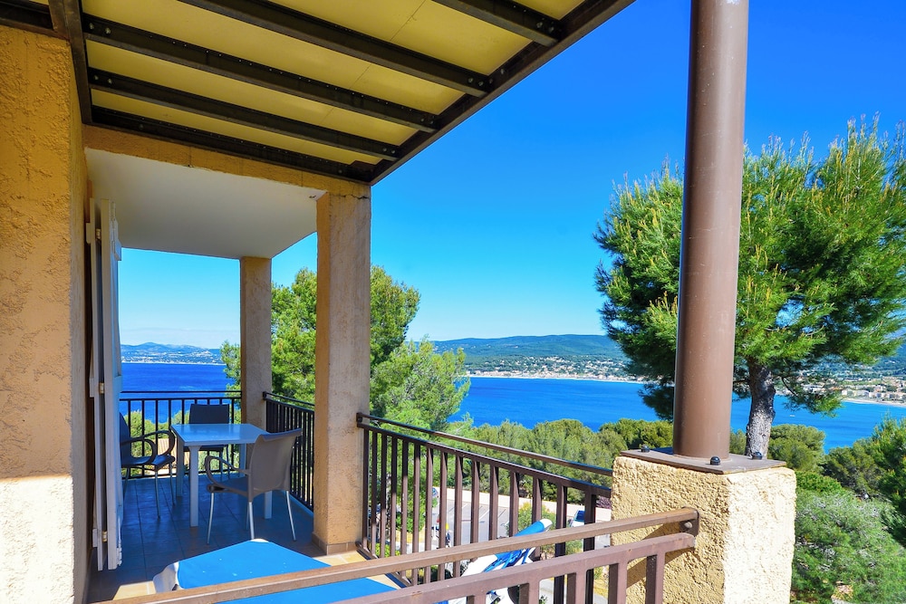Appartement 3 Pièces 7 Personnes 1 bébé Terrasse photo 3