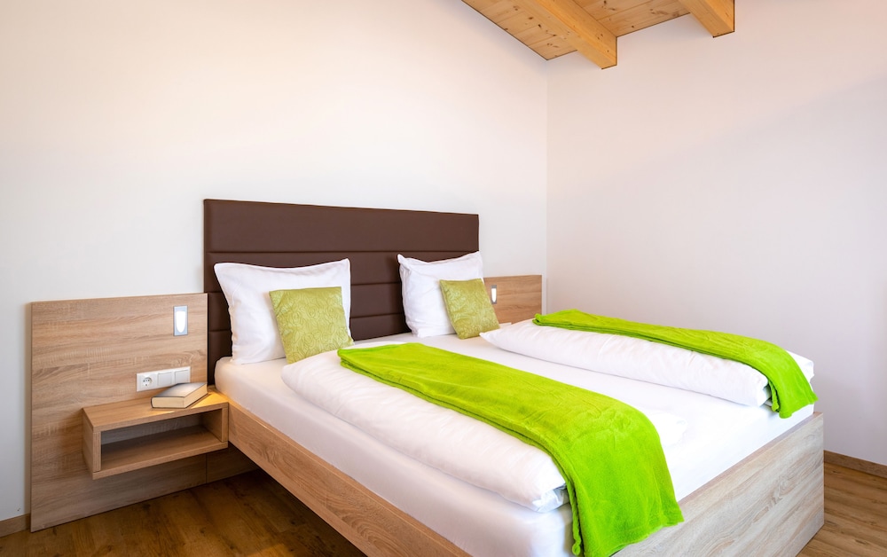 Comfort Double Room, 1 Bedroom, Balcony - Photo 3