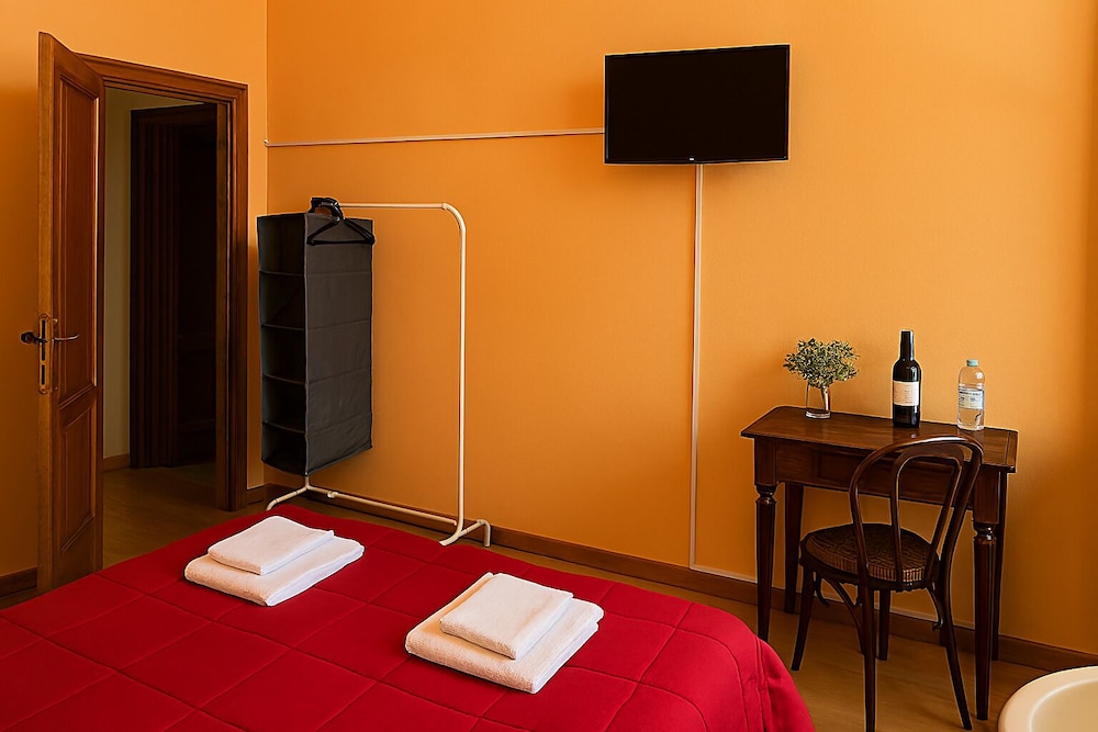 Classic Double Room, Lake View photo 1