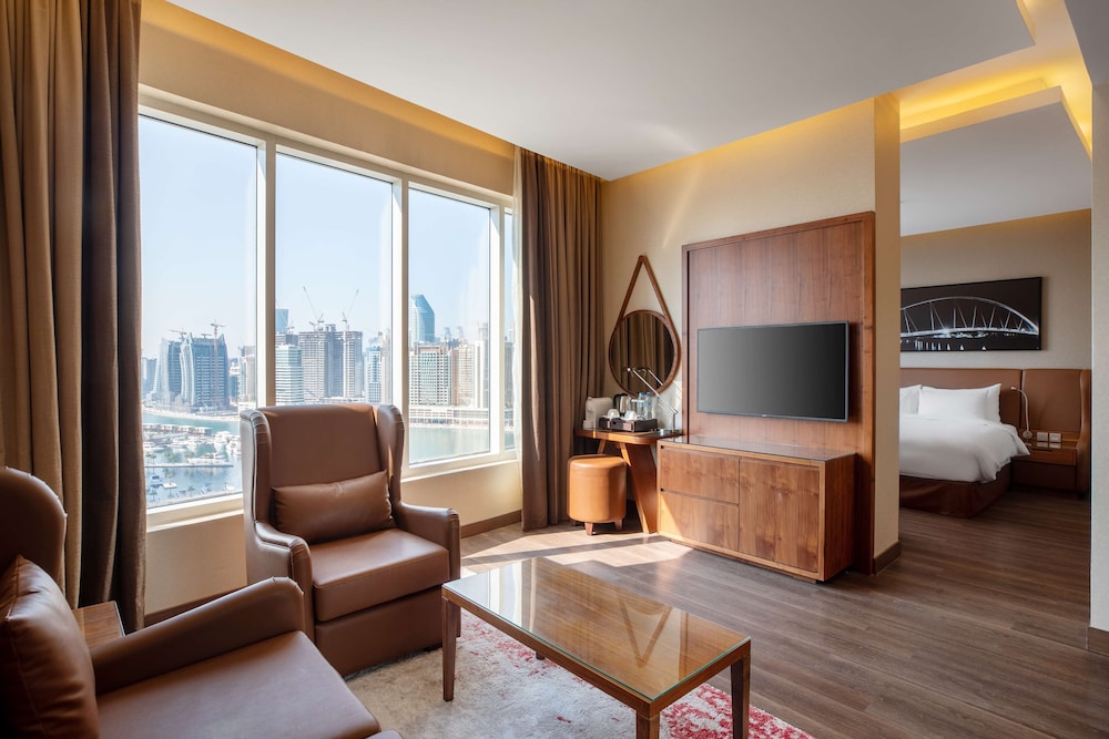 Suite, 1 Bedroom (Canal View Lounge Access) photo 3