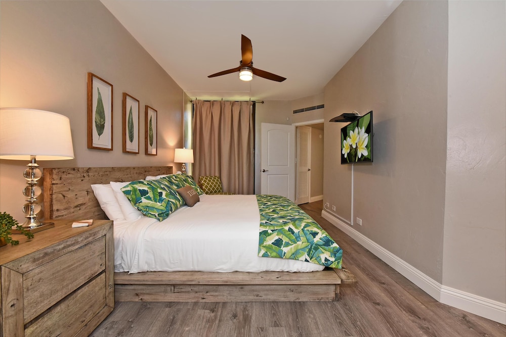 Condo, 1 King Bed With Sofa Bed (Kaanapali Shores 103) photo 2