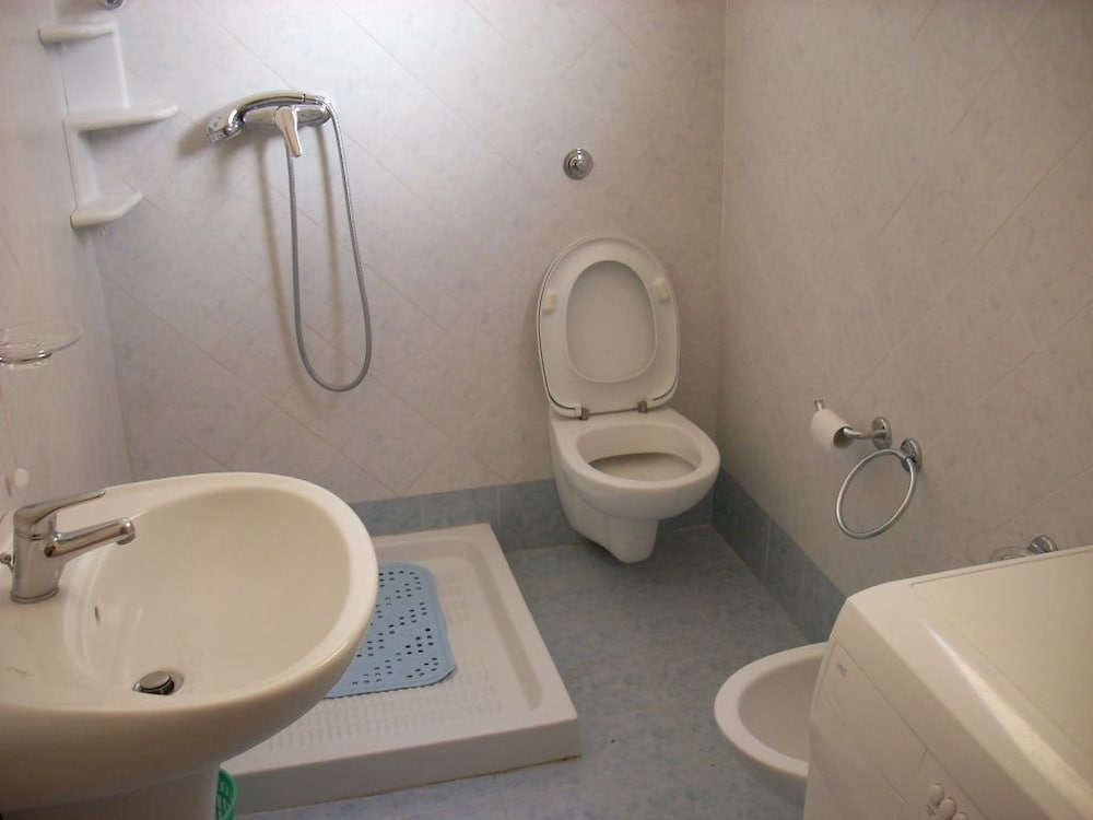 Double or Twin Room photo 2