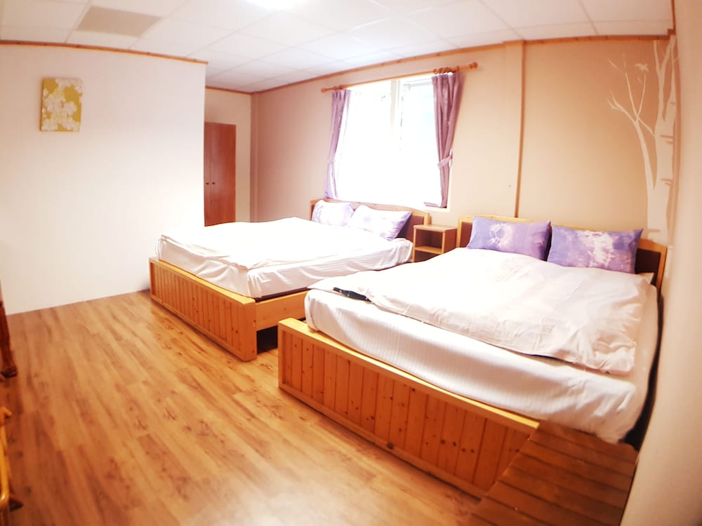 Standard Twin Room photo 2