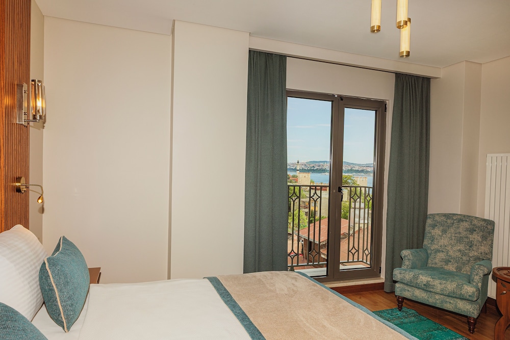 Superior Room, Non Smoking, Sea View photo 1