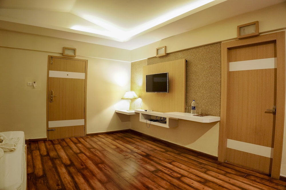 Executive Suite photo 3