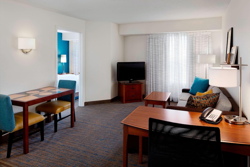 Suite, 1 Bedroom photo 1
