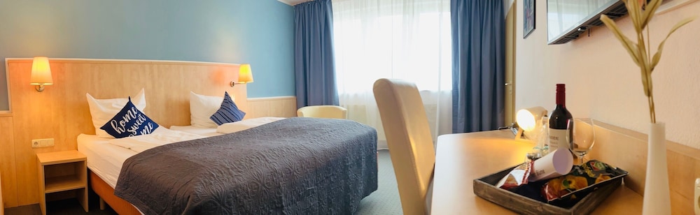 Classic Double Room or Twin Bed Room photo 2