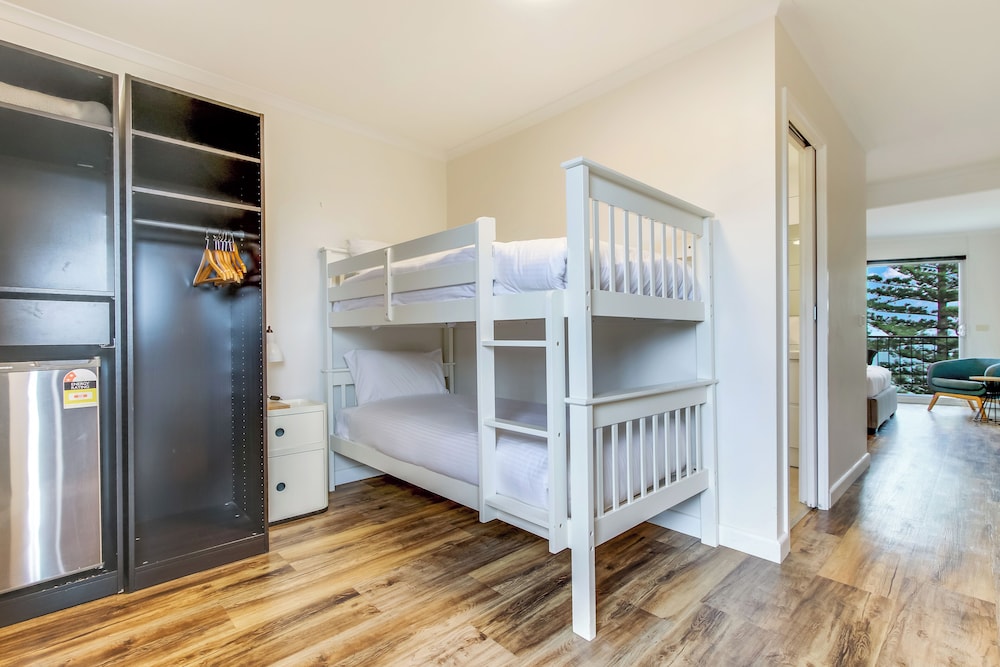 Room, Multiple Beds, Bay View photo 2