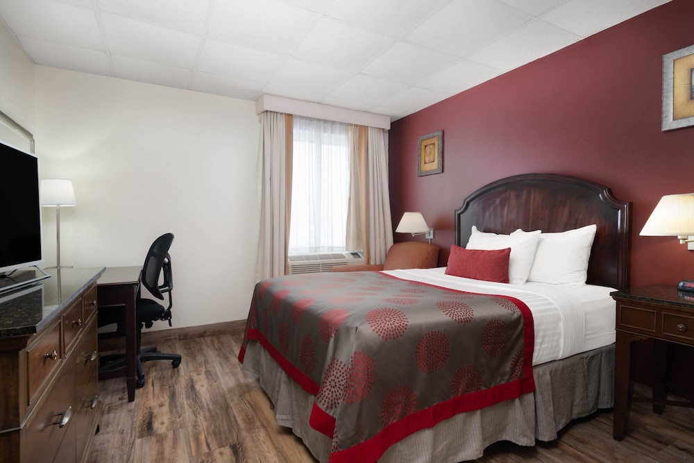 Room, 1 Queen Bed, Accessible