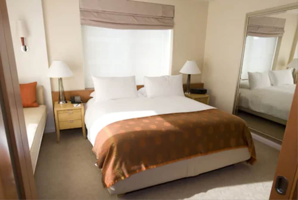 Suite, 1 Bedroom (Campton)