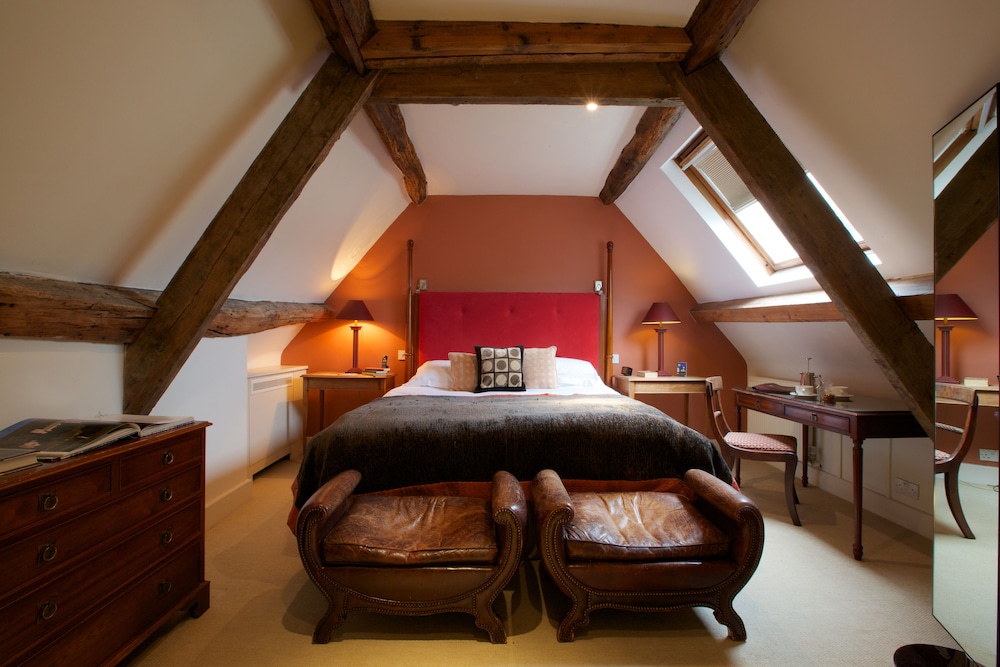 Luxury Cottage, 1 King Bed, Hot Tub photo 1