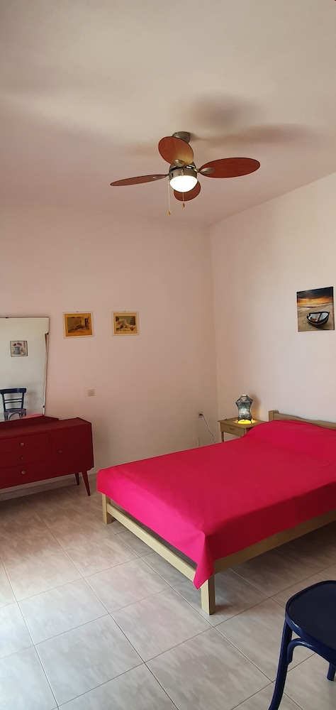 Family Apartment, 2 Bedrooms, Partial Sea View, Beachfront