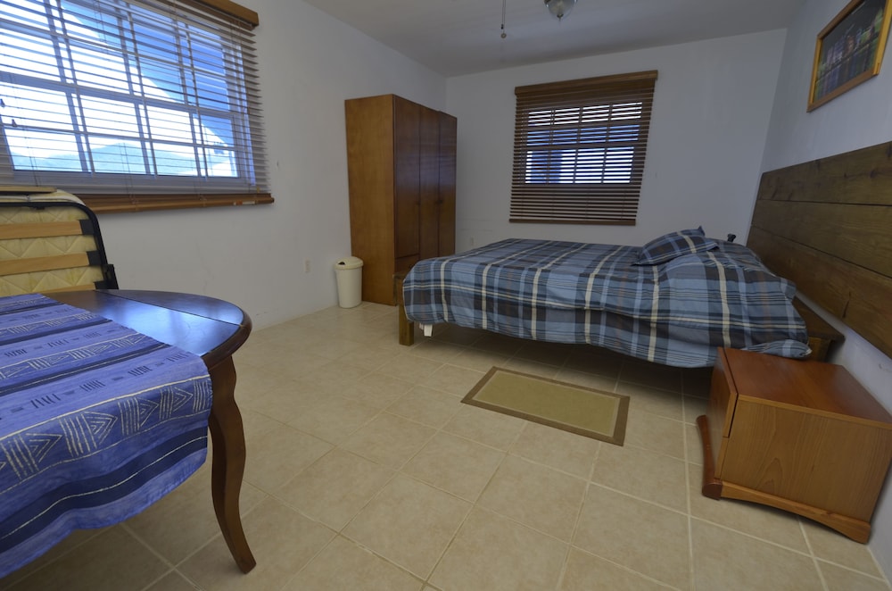 Classic Apartment, 2 Bedrooms photo 3