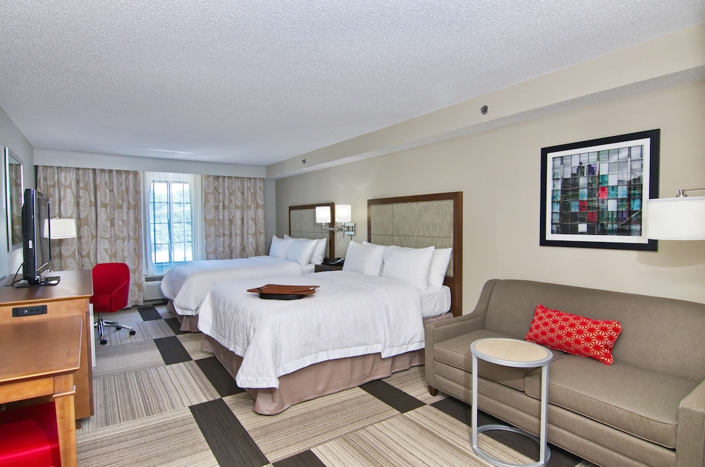 Room, 2 Queen Beds photo 2