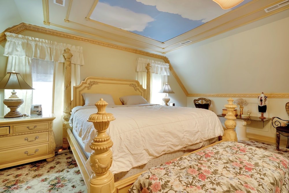 House (6 Bedrooms) photo 3