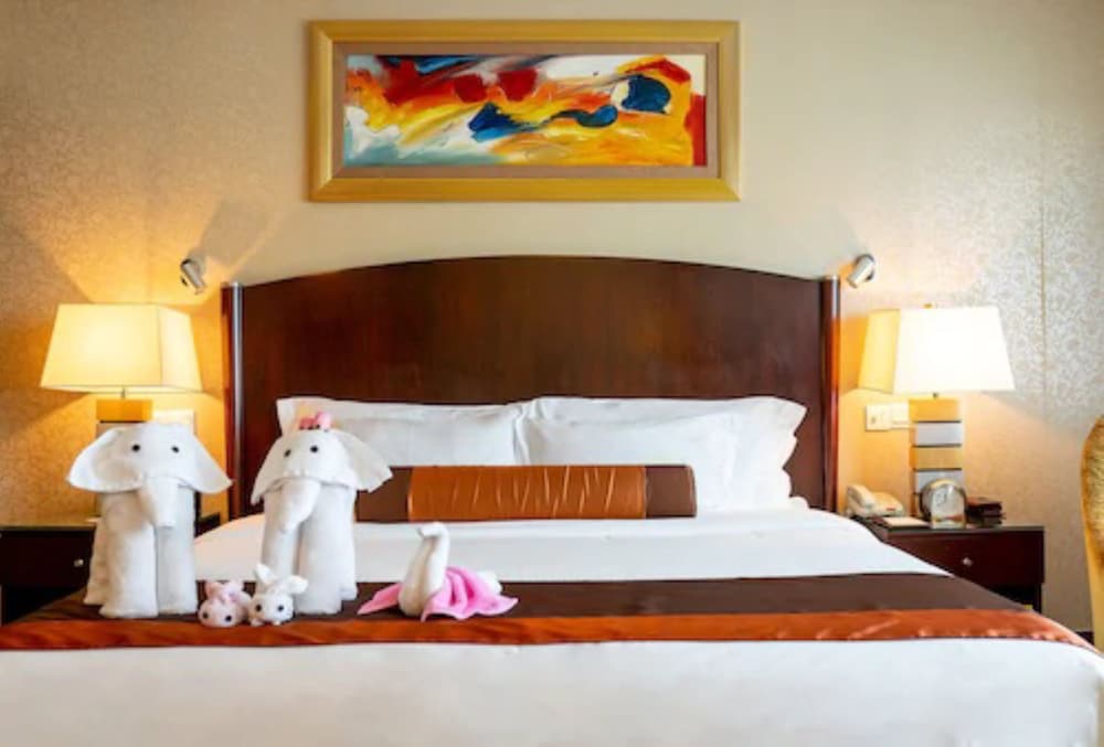 BUSINESS SUITE - Photo 3