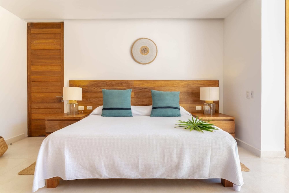 Deluxe Room, 1 King Bed, Connecting Rooms, Garden View (JS 6A) photo 1