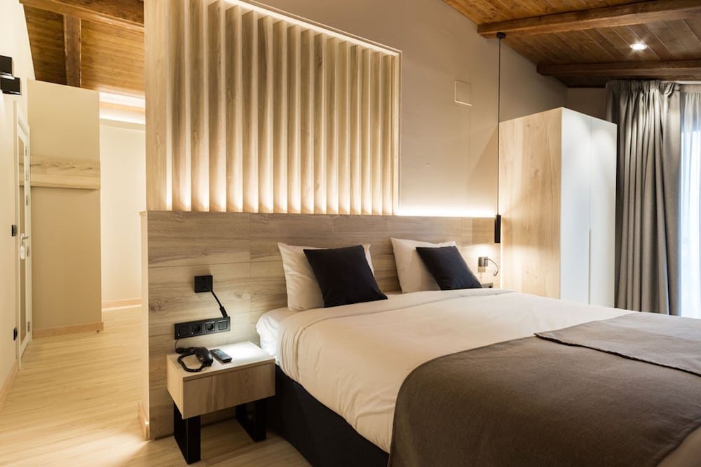 Luxury Suite Luxury Suite