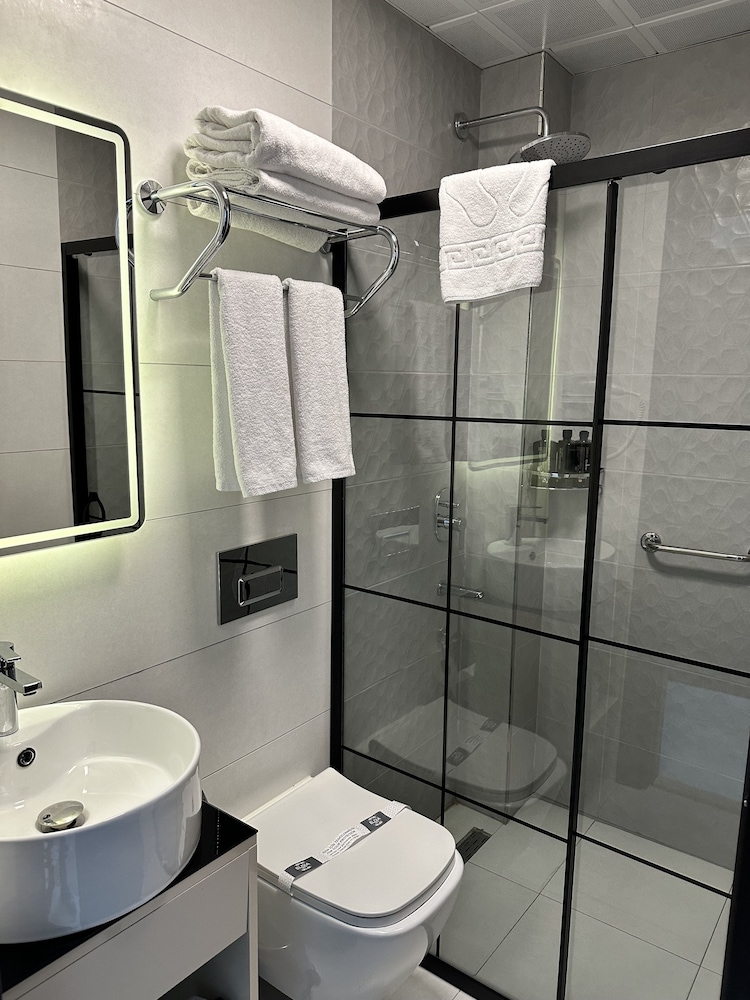 Standard Room - Photo 7