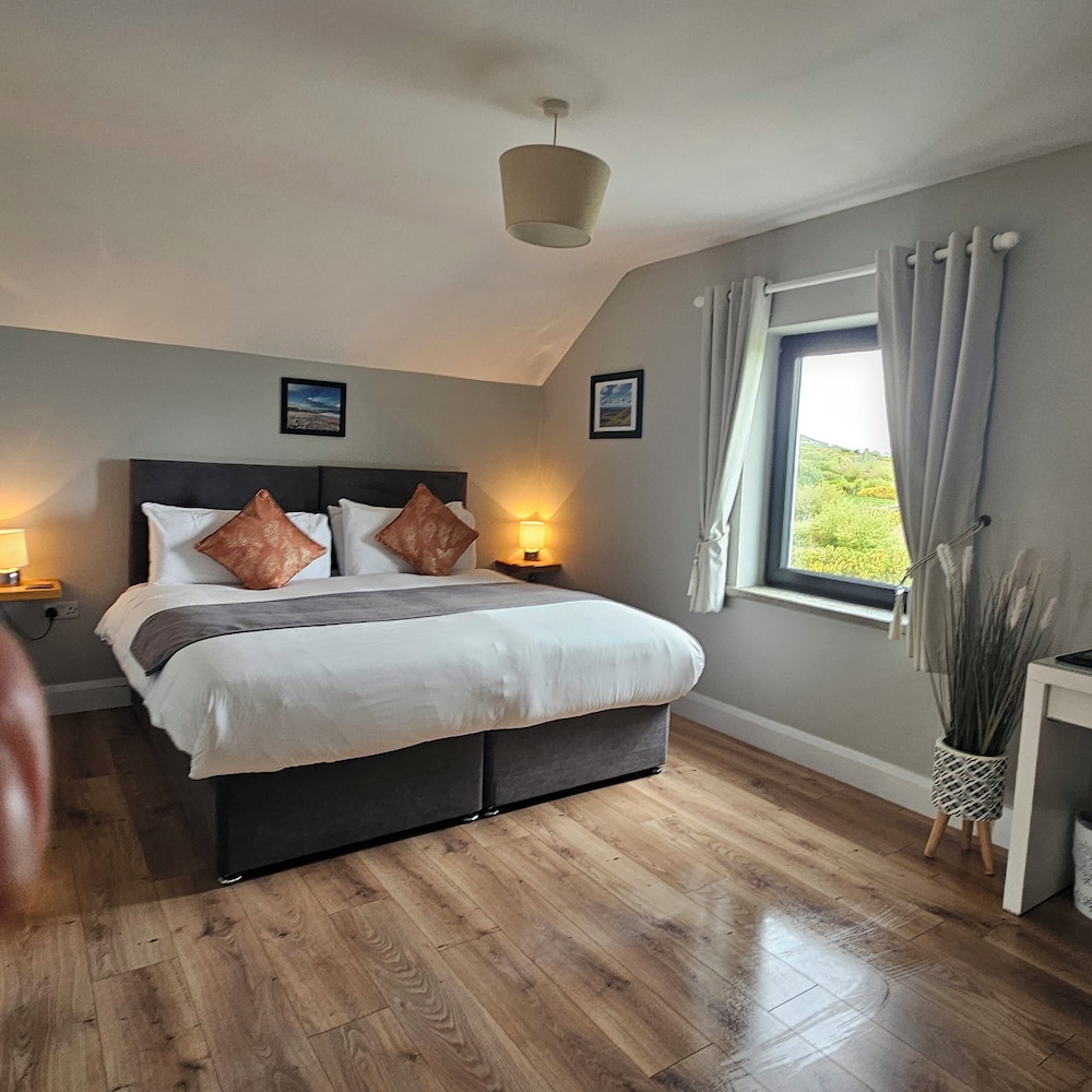 Luxury Double or Twin Room photo 1