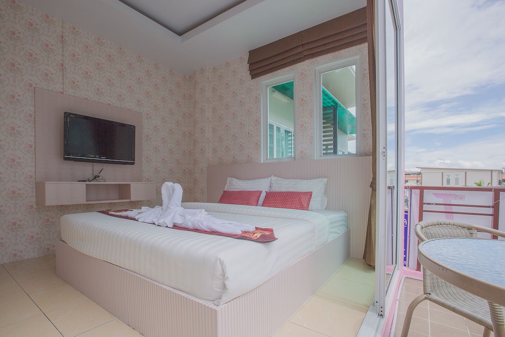 room photo