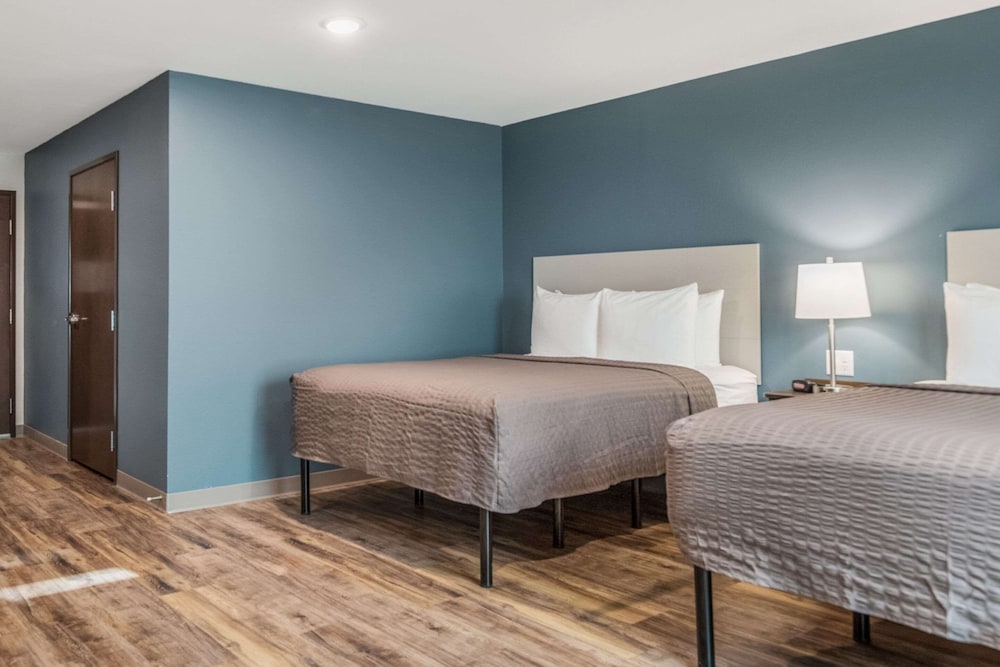 Room, 2 Queen Beds, Accessible, Non Smoking - Photo 4